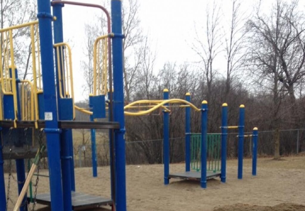 img project PARCS County Hills PS Slide Installation Ayr Cambridge Kitchener 03