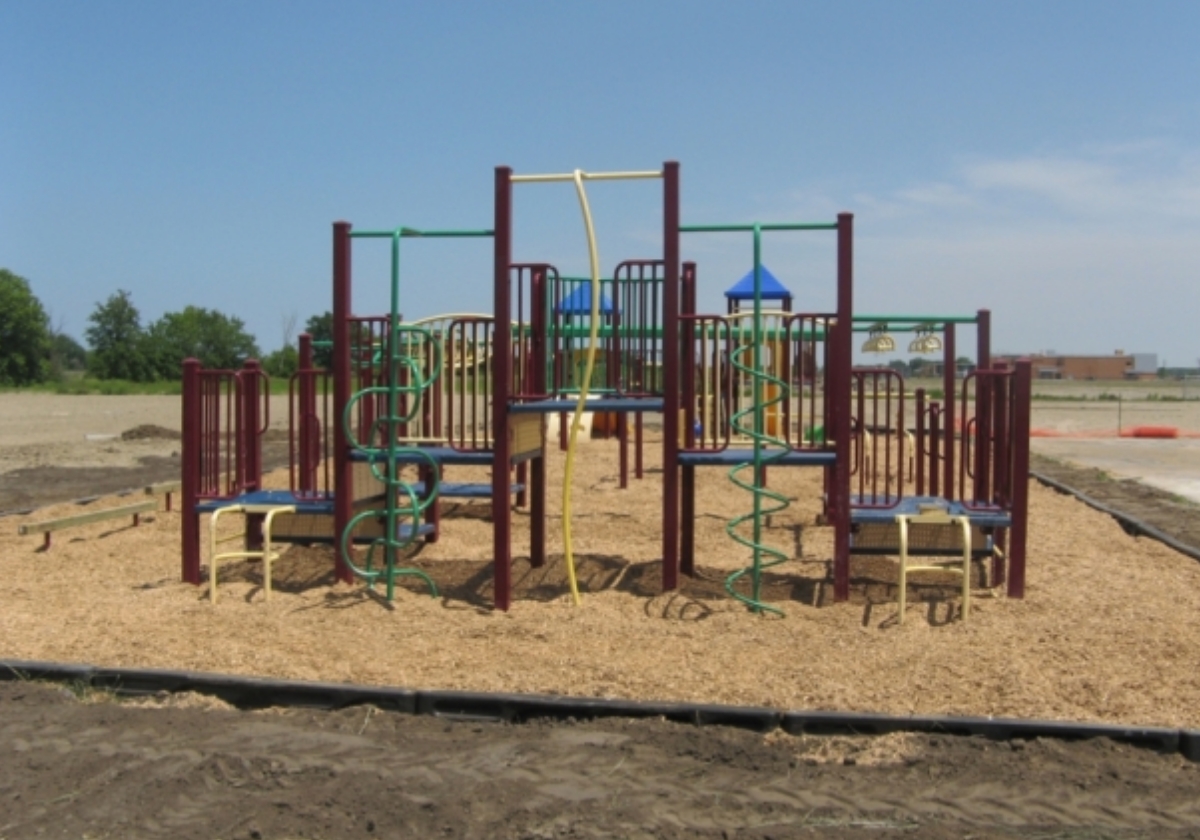 img project PARCS Lakeshore Discovery School Playground Ayr Cambridge Kitchener