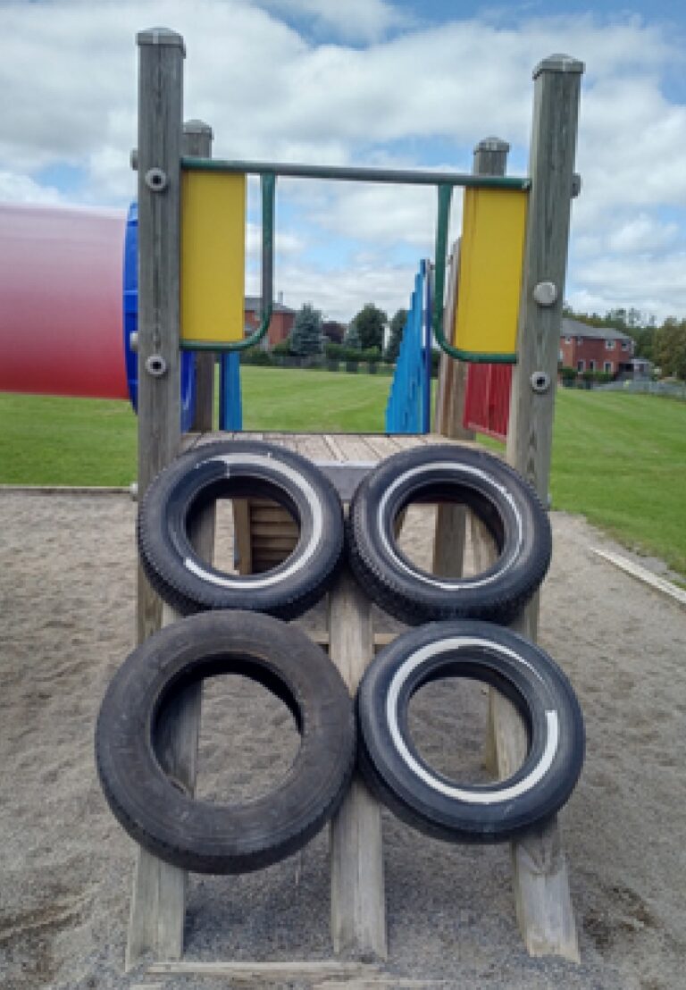 img-project-PARCS-Playground-Repairs-at-Credit-Meadowse-04