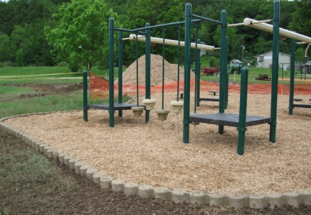 img project PARCS Scenic Caves Playground Ayr Cambridge Kitchene 04